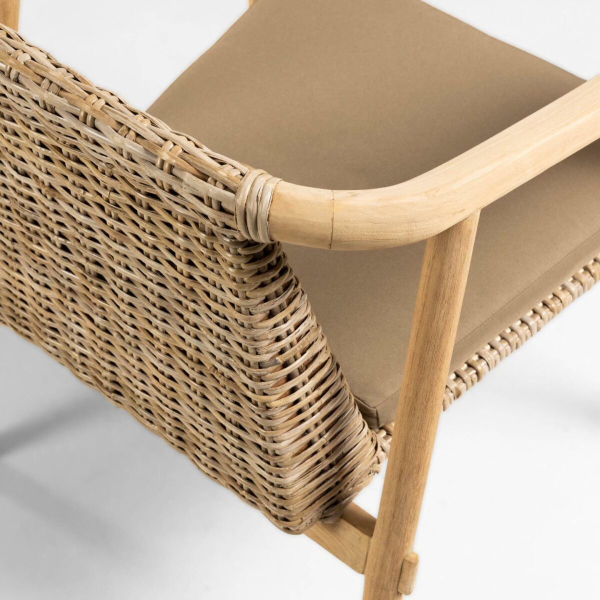 TEAK DINING CHAIR. TEAK WOOD FURNITURE. RATTAN TEAK DINING CHAIR. TEAK RATTAN CHAIR. WHOLESALE INDONESIA FURNITURE. TEAK INDOOR. EXPORT FURNITURE MANUFACTURE. RATTAN FURNITURE. TEAK OUTDOOR FURNITURE. TEAK ARMCHAIR