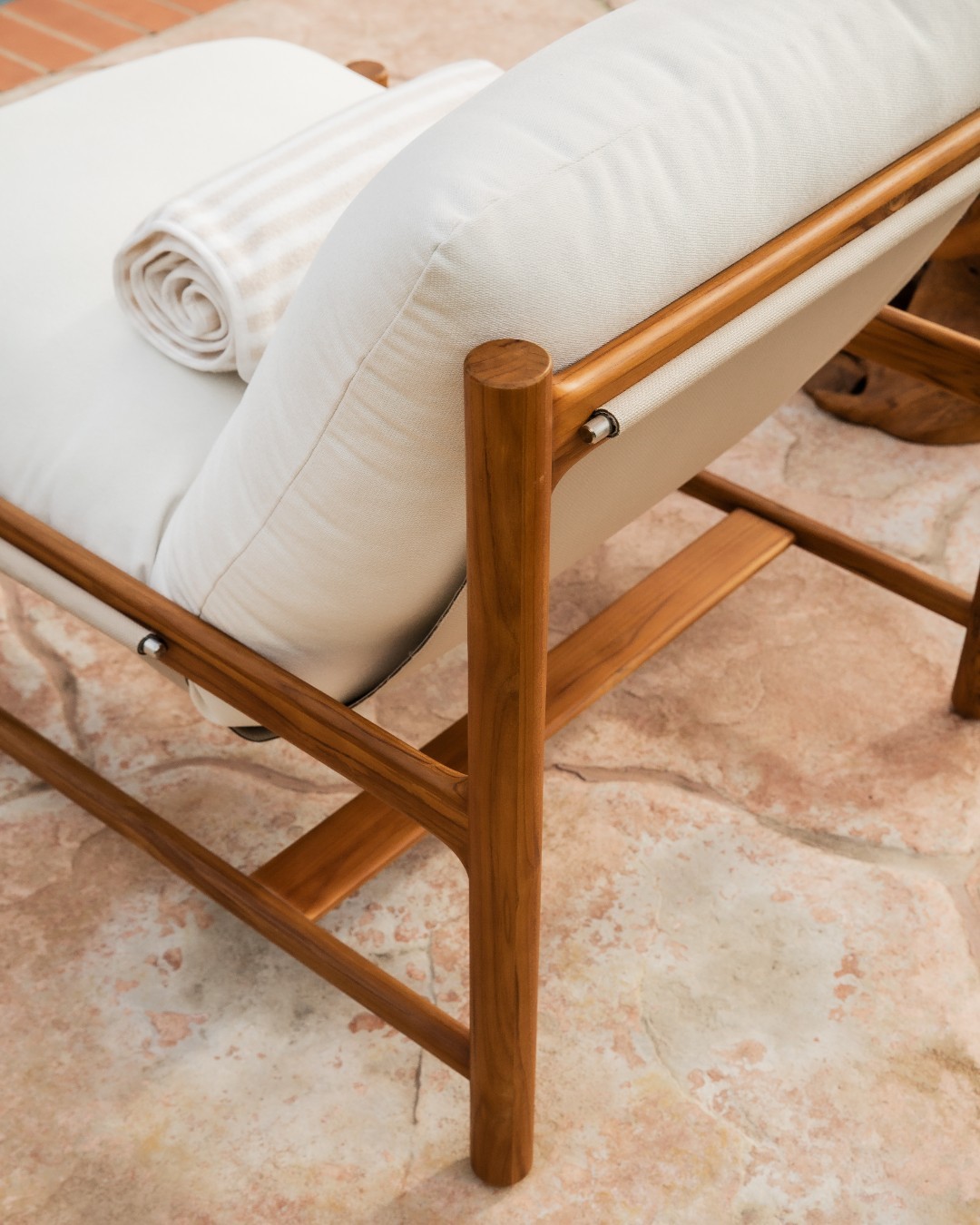 teak lounge armchair. teak lounge chair. teak wood furniture. teak outdoor furniture. teak rattan furniture. wicker chair teak sofa outdoor. teak wooden garden furniture